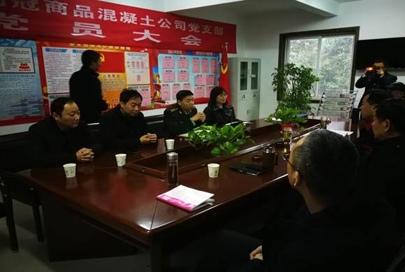 銅官區(qū)區(qū)委常委、人武部到商品混凝土公司開展專項督導(dǎo)工作